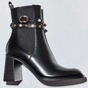 ZARA PEARL BLOCK HEEL ANKLE BOOTS WOMENS SIZE 9 (EU 40). Fits women’s 8.5